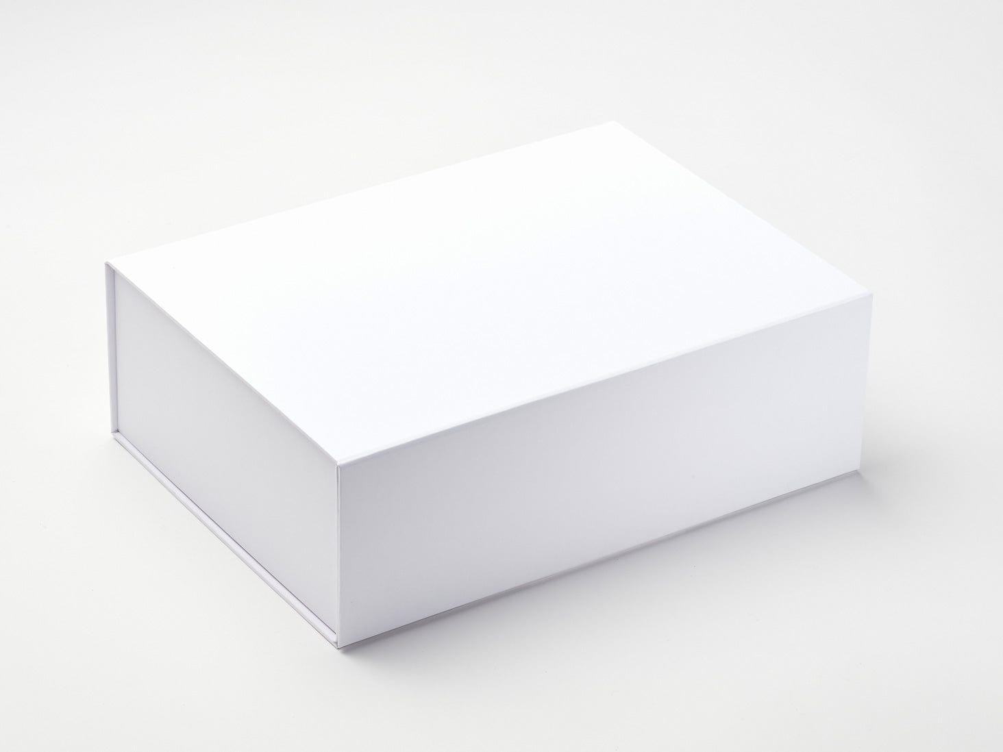 Sample White A4 Deep No Magnets Gift Box No Ribbon